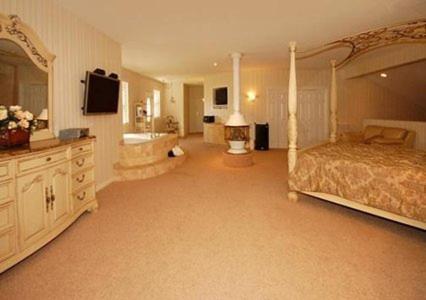 Lakeside Resort & Conference Center