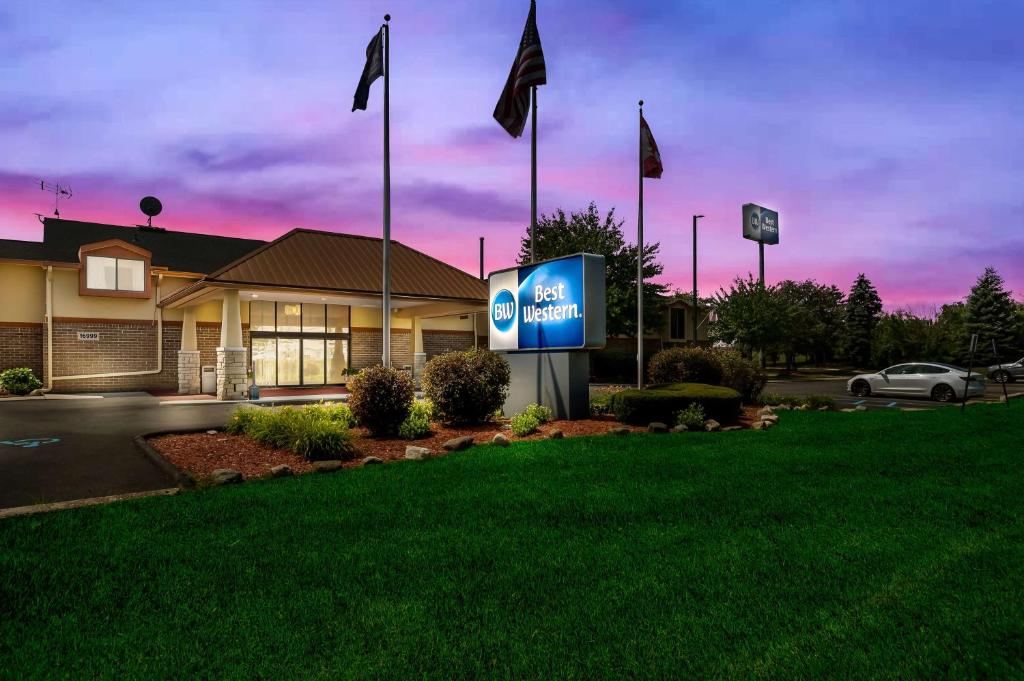 Best Western Detroit Livonia - Image 7