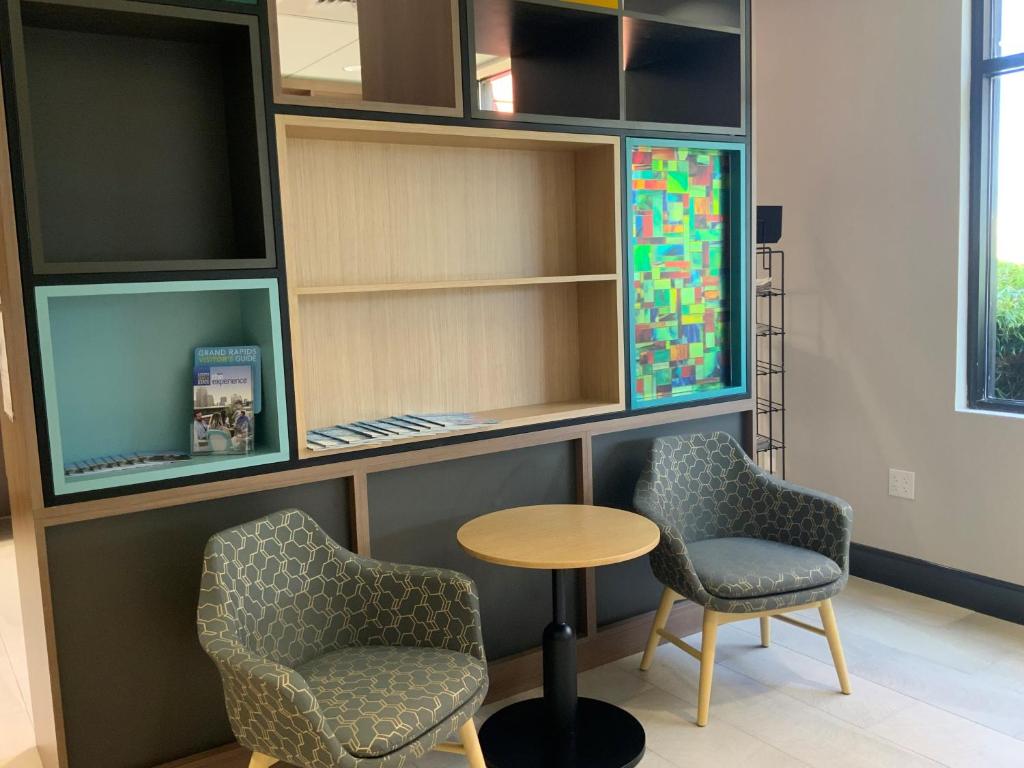 Holiday Inn Grand Rapids Downtown by IHG - Image 8