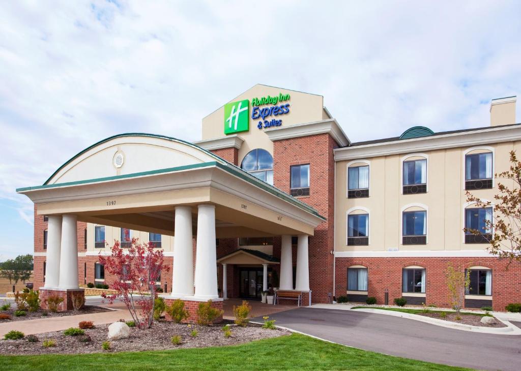 Holiday Inn Express Hotel & Suites Howell by IHG