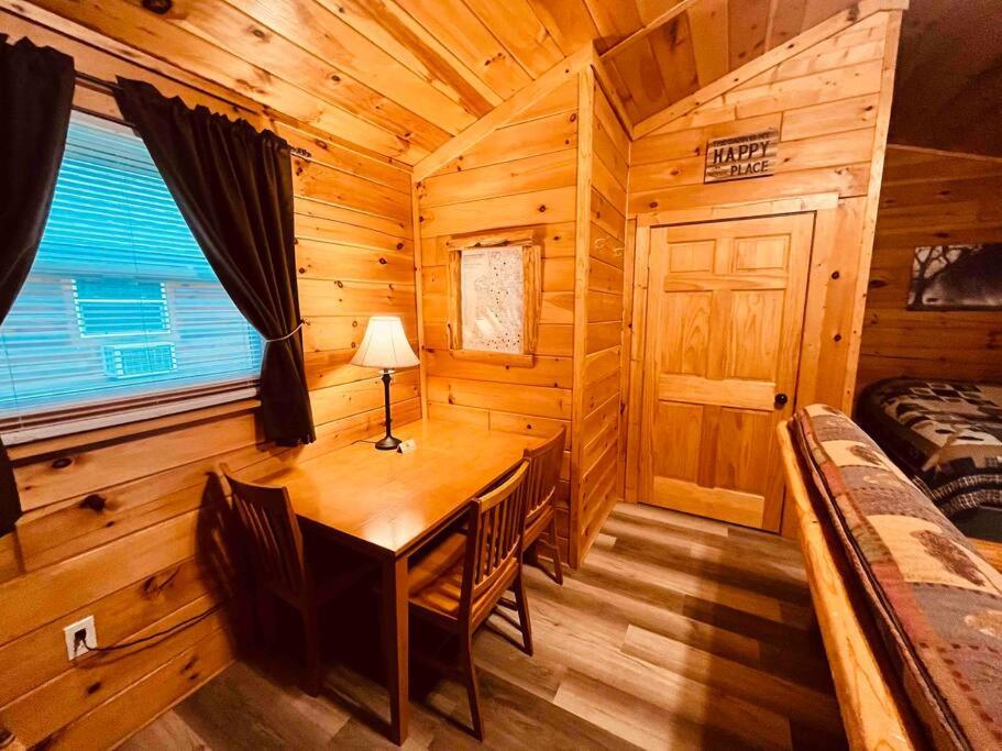 Willow Cabin - Image 6