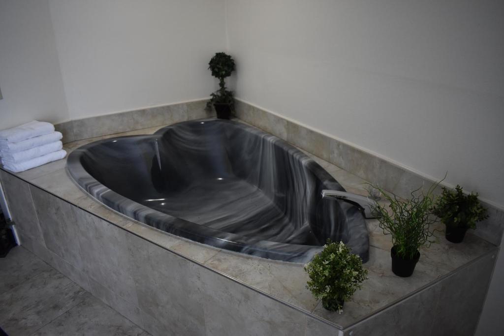 Breakers Resort - Lakeside