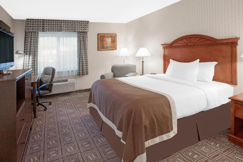 Baymont by Wyndham Jackson - Image 7