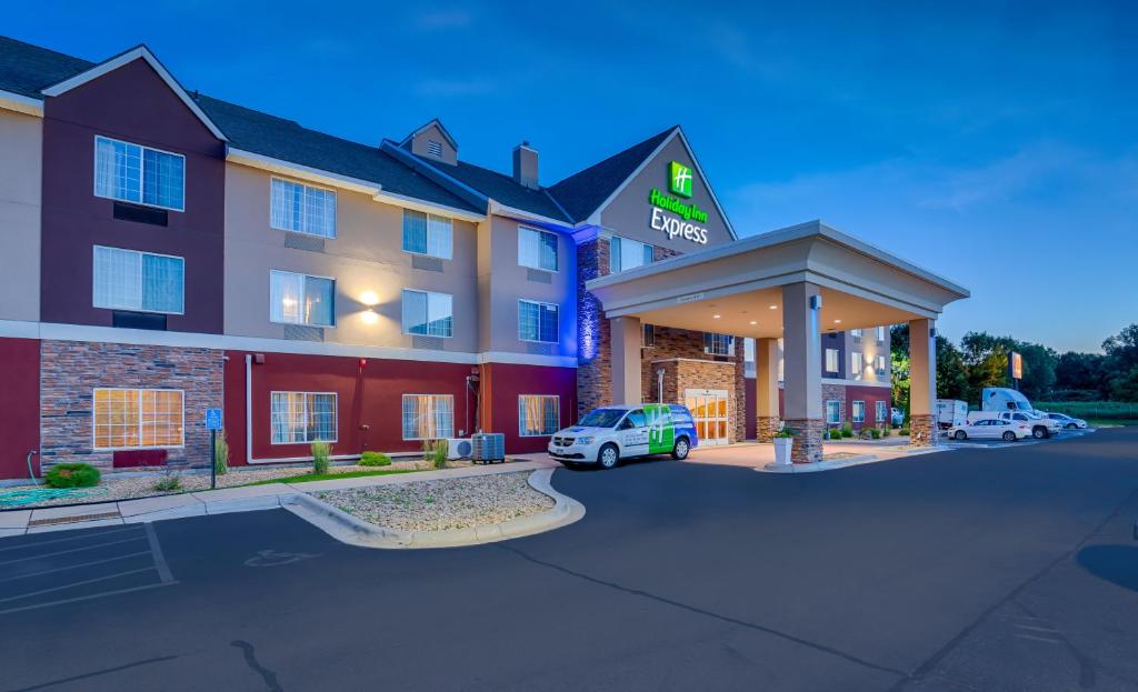 Holiday Inn Express St. Paul South - Inver Grove Heights by IHG