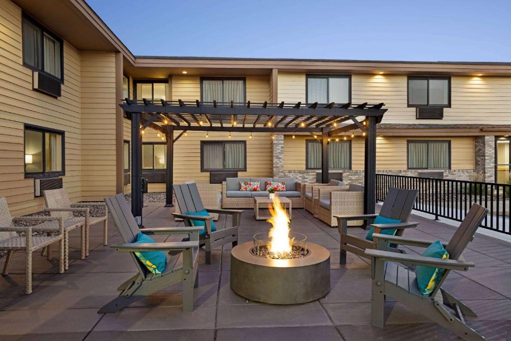 Baymont by Wyndham Owatonna - Image 5