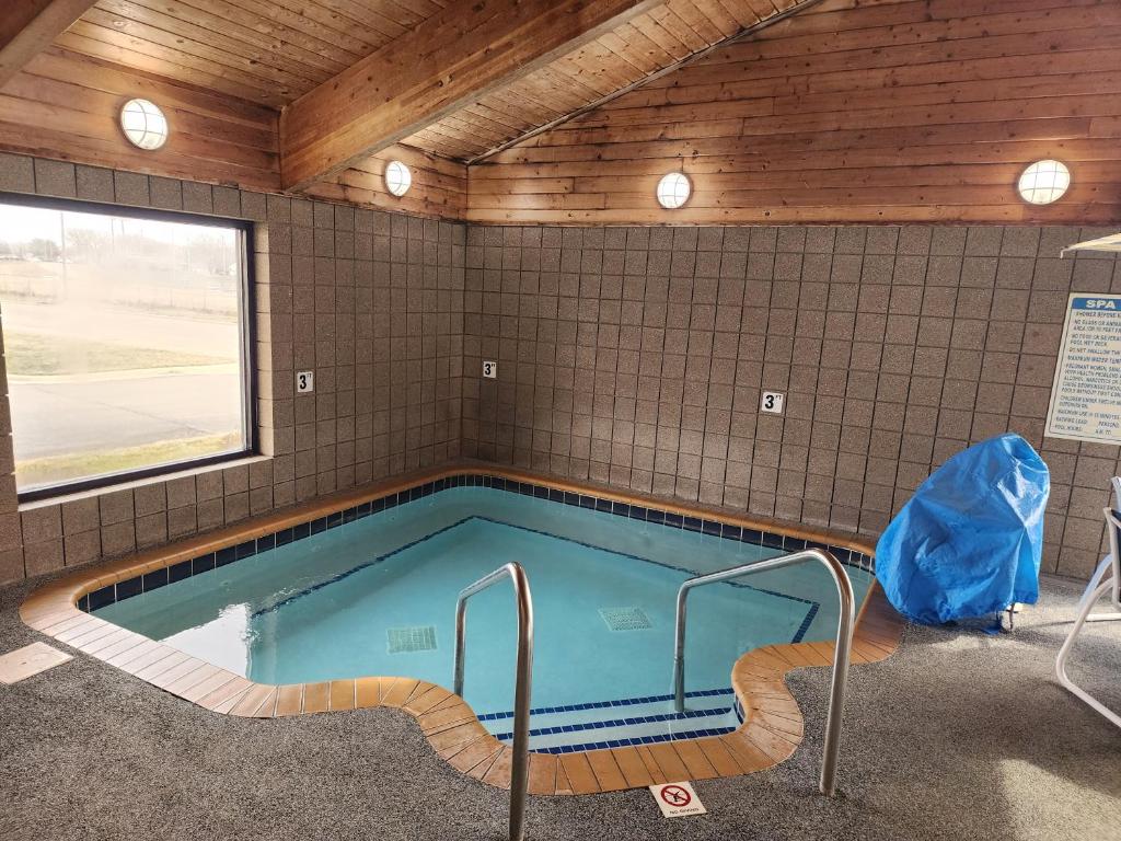 AmericInn by Wyndham Austin