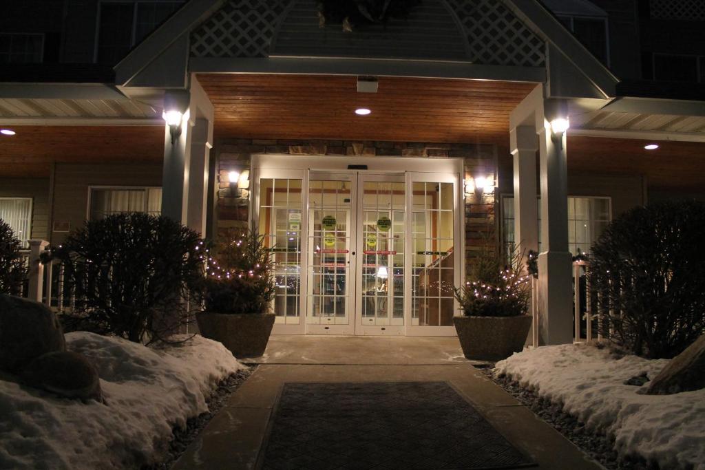 Country Inn & Suites by Radisson, Minneapolis-Shakopee - Image 5