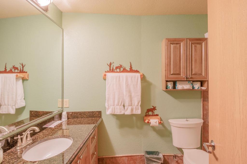 North Ridge Mountainside Condo - Image 8