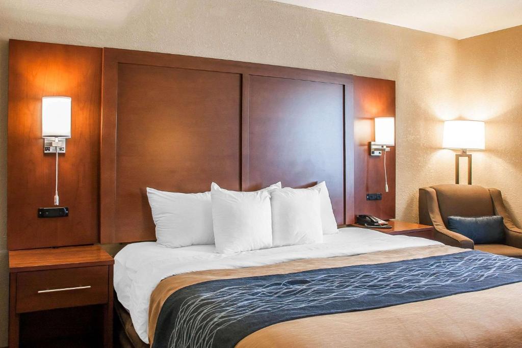 Comfort Inn Fergus Falls - Image 7