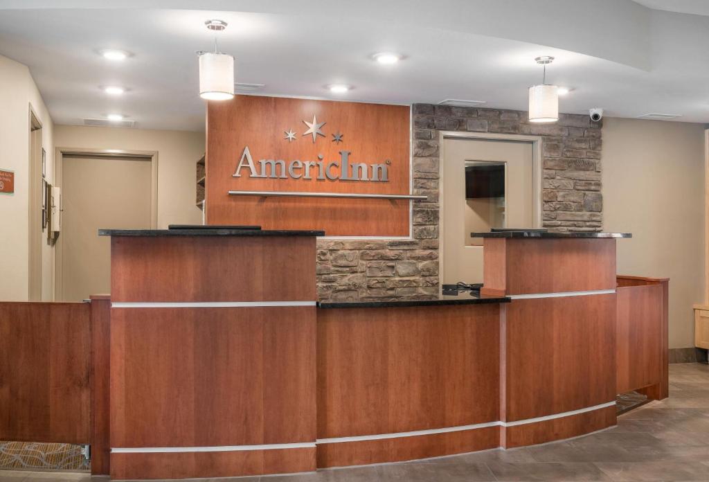 AmericInn by Wyndham Winona - Image 8