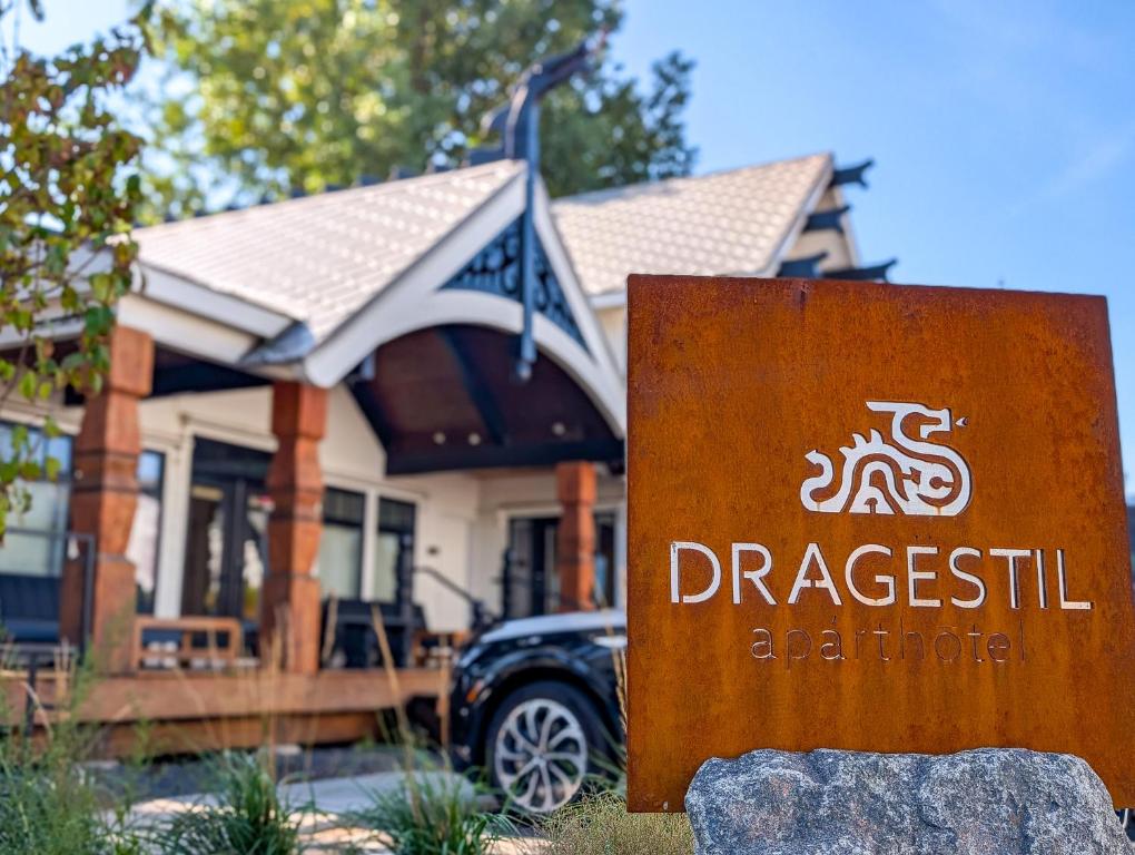 Dragestil 713 Duluth Luxury Condos by Heirloom Boutique Collection - Image 5