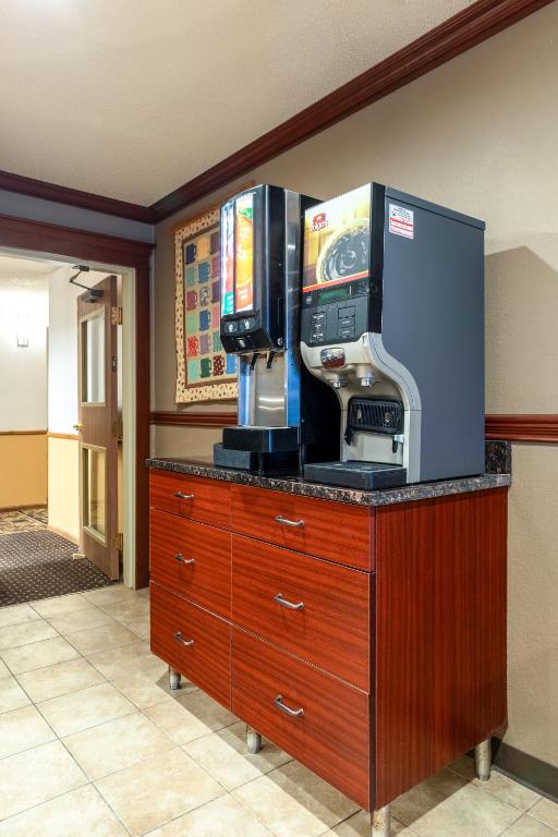 Norland Inn & Suites Roseau - Image 5