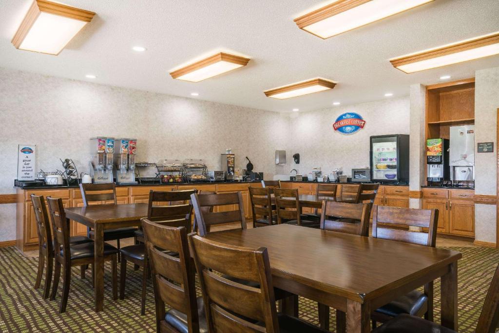 Baymont by Wyndham Albany - Image 5