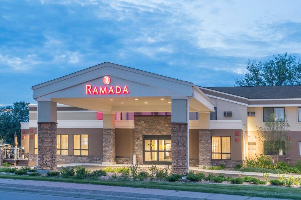 Ramada by Wyndham Minneapolis Golden Valley - Image 7