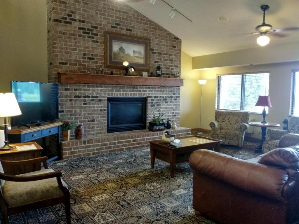 Madelia Hotel & Suites - Image 4