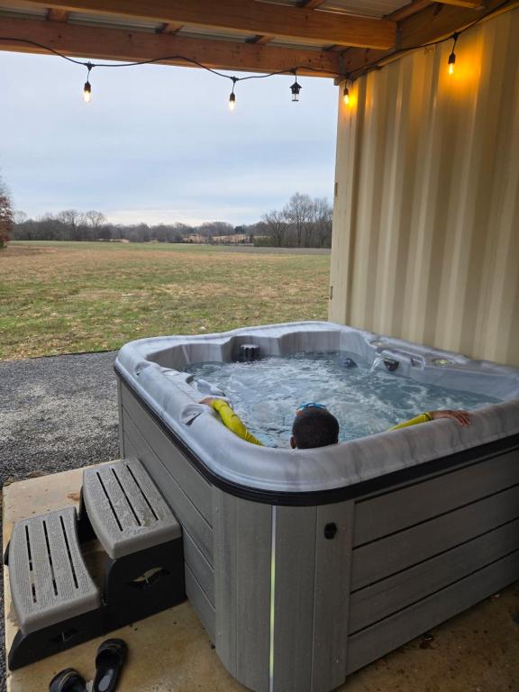 Hot Tub (Jacuzzi) - Photo 8