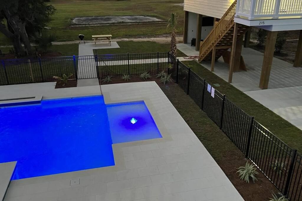 Hot Tub (Jacuzzi) - Photo 8