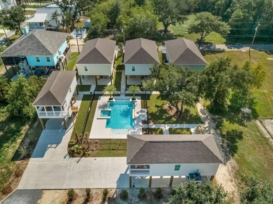 Hot Tub (Jacuzzi) - Photo 3