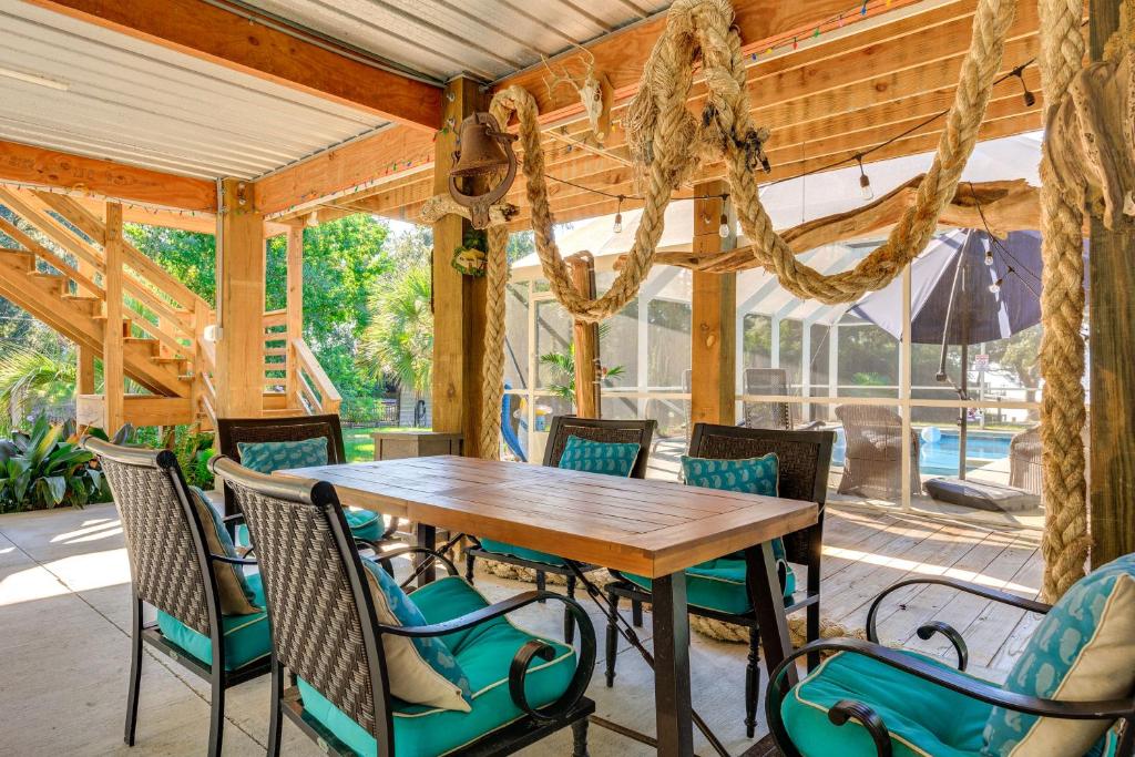 Waterfront Gulf Coast Home with Outdoor Oasis! - Image 5