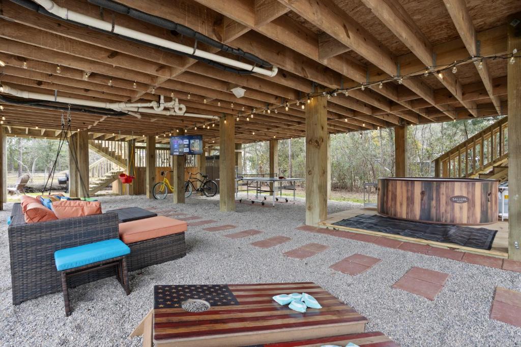 Hot Tub (Jacuzzi) - Photo 3