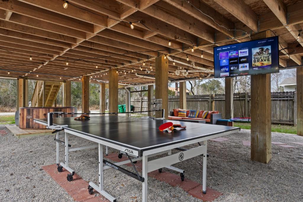 Hot Tub (Jacuzzi) - Photo 2