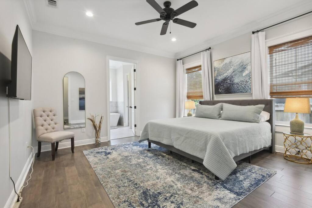 Hot Tub (Jacuzzi) - Photo 6