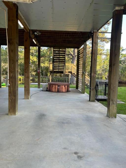 Hot Tub (Jacuzzi) - Photo 7