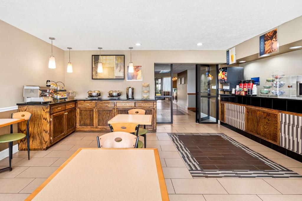 Best Western Gateway Inn - Image 5