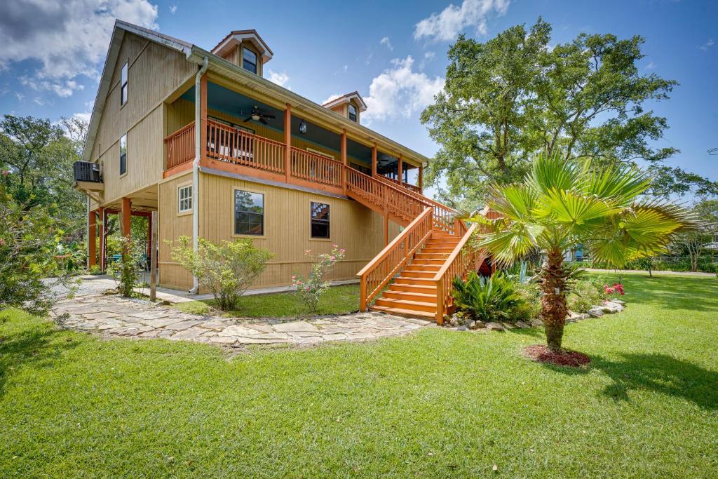 Waterfront Pass Christian Oasis about 2 Mi to Beach! - Image 6