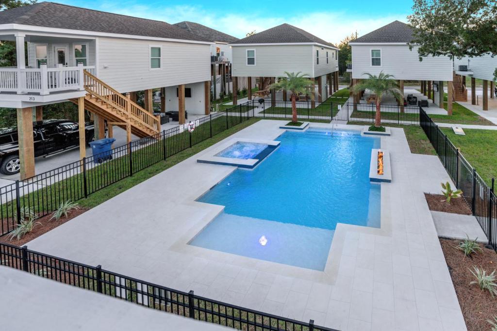 Waveland Beach Cottage 213