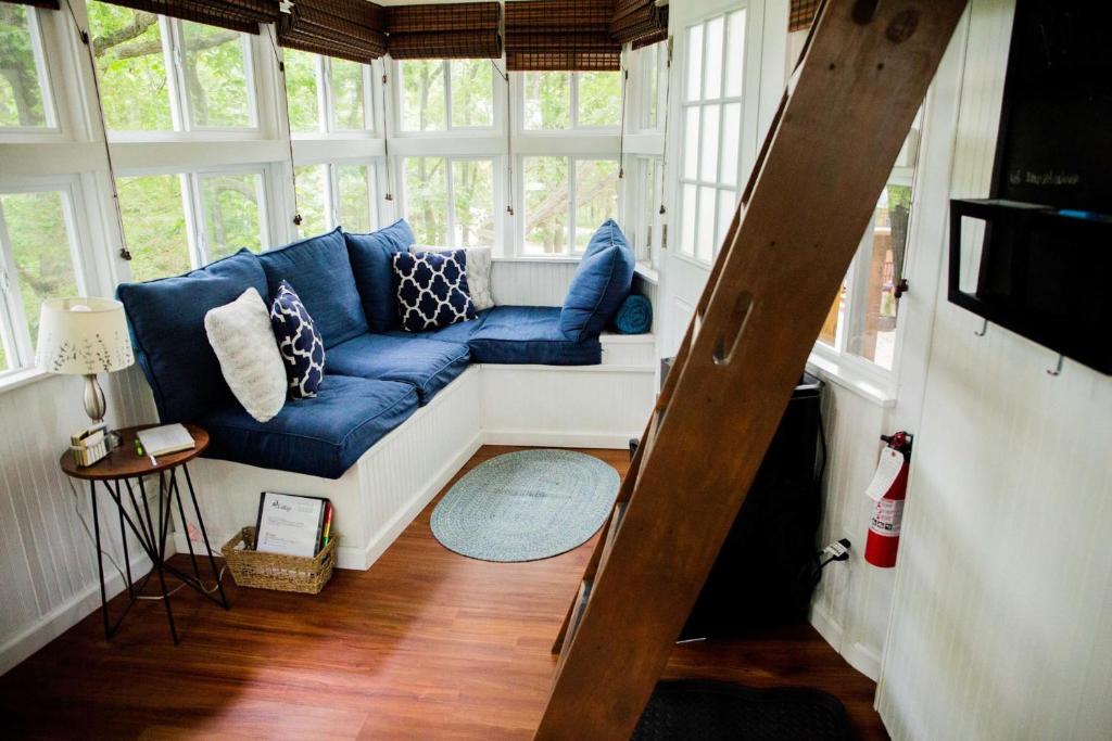 The Cottage Treehouses - Image 5