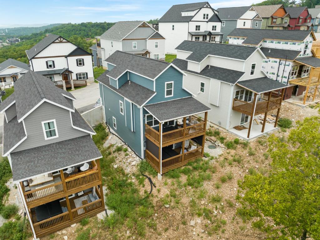 Hot Tub (Jacuzzi) - Photo 3