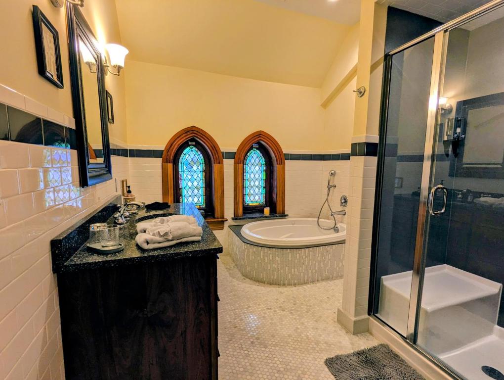 Hot Tub (Jacuzzi) - Photo 7