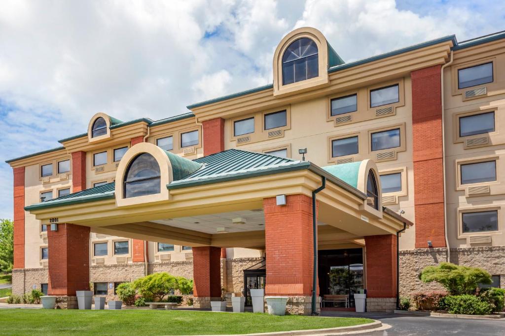 Holiday Inn Express Branson- Green Mountain Drive by IHG