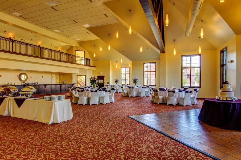 The Wildwood Hotel - Image 4