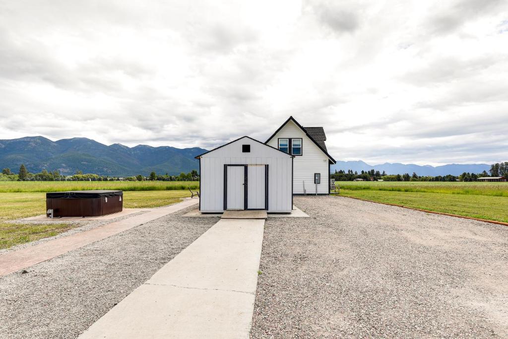 Hot Tub (Jacuzzi) - Photo 6