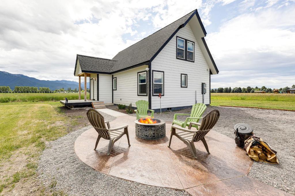 Kalispell Mountain Getaway with Hot Tub and Fire Pit! - Image 6
