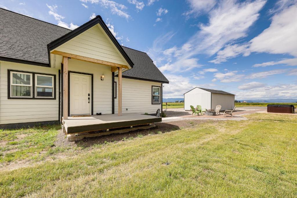 Hot Tub (Jacuzzi) - Photo 2