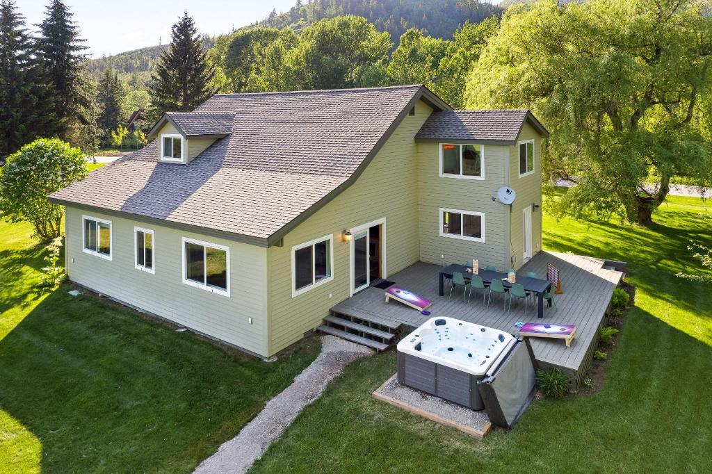 Hot Tub (Jacuzzi) - Photo 4