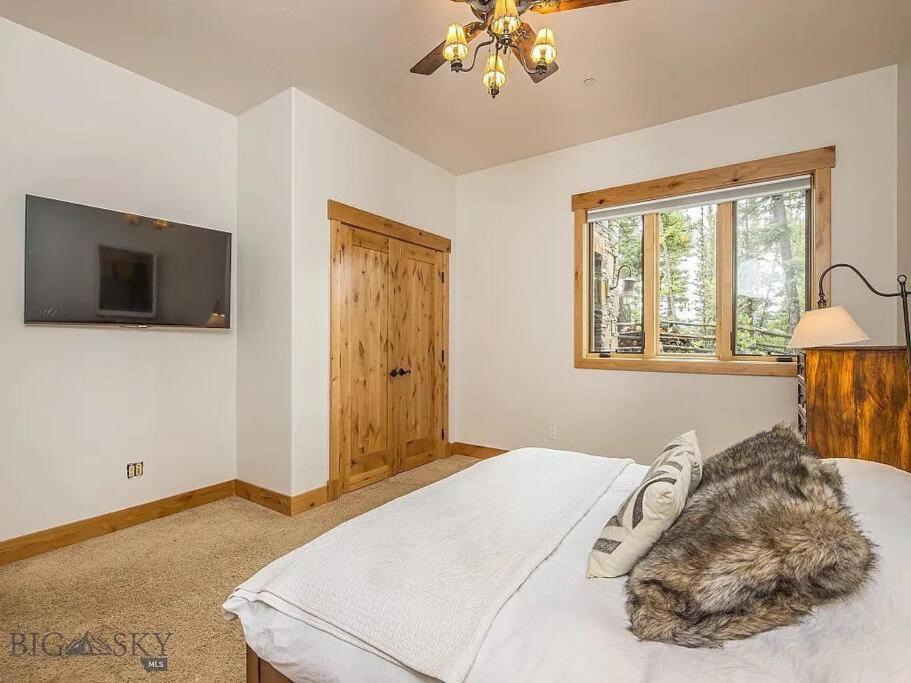 Luxury Mountain Retreat - Image 5