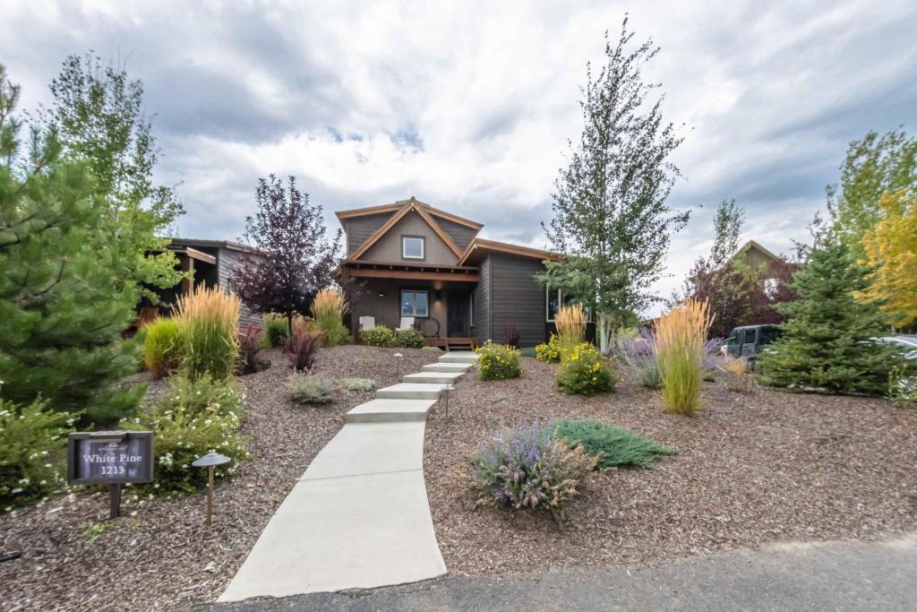 Getaway at the Wilderness Club - Image 4