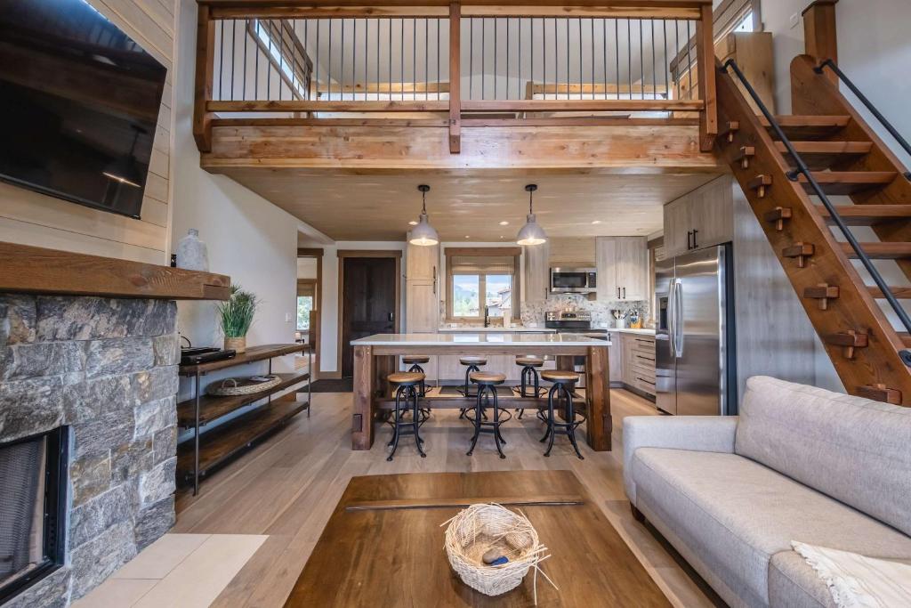 Getaway at the Wilderness Club