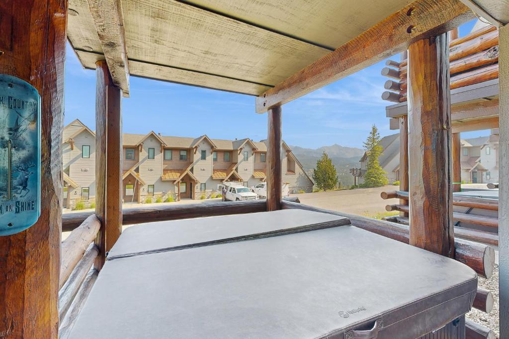 Hot Tub (Jacuzzi) - Photo 4