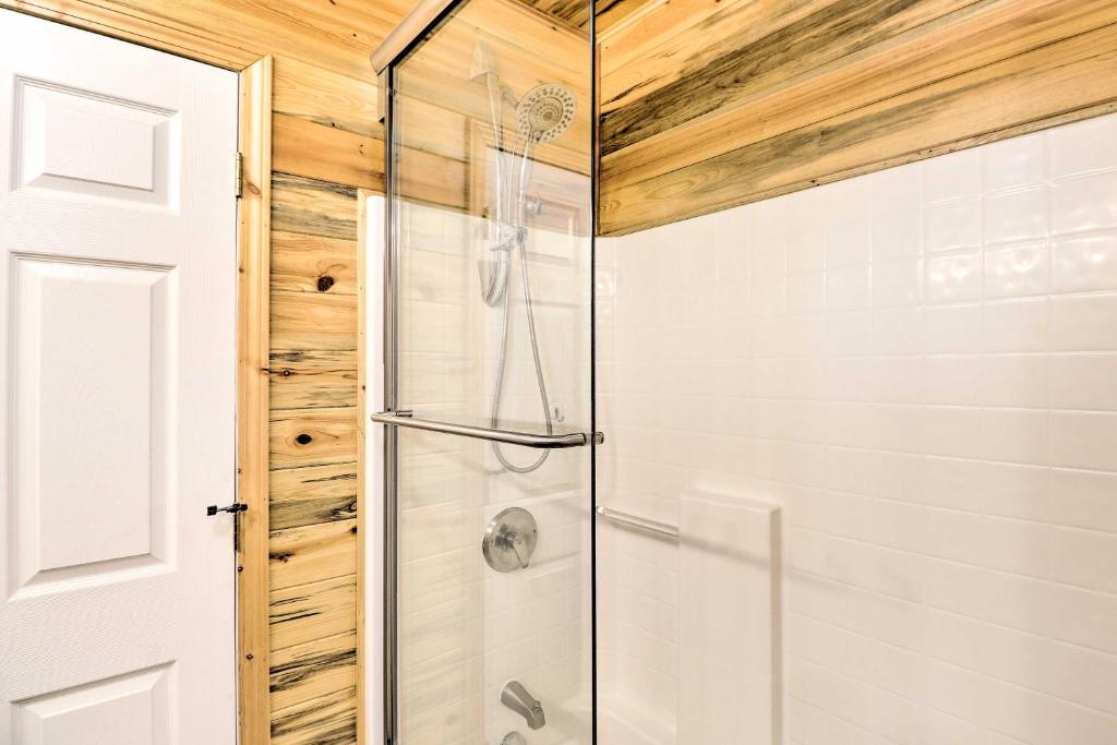 Stunning Montana Retreat Hot Tub, On-Site Hiking! - Image 8