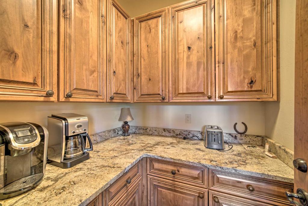 Stunning Ski-InandSki-Out Penthouse Condo with Hot Tub