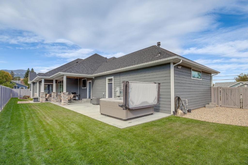 Hot Tub (Jacuzzi) - Photo 4