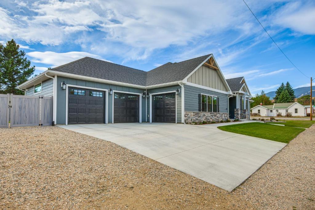 Red Lodge Home with Private Hot Tub and Fire Pit! - Image 6