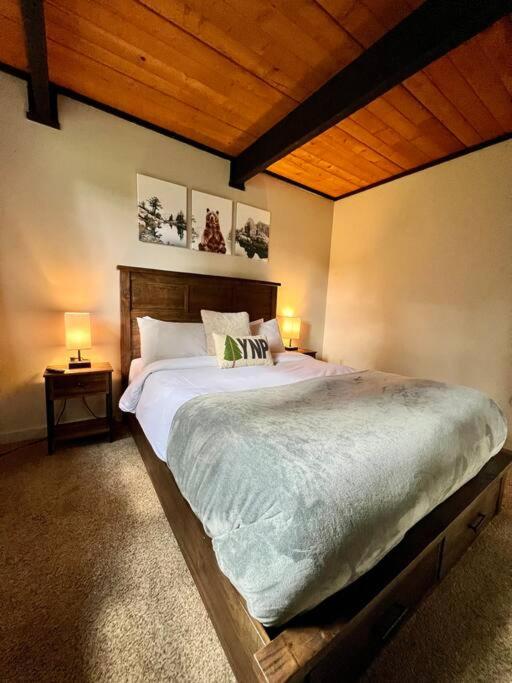 Condo Adjacent Nordic Ski, Fireplace & Indoor Pool - Image 8