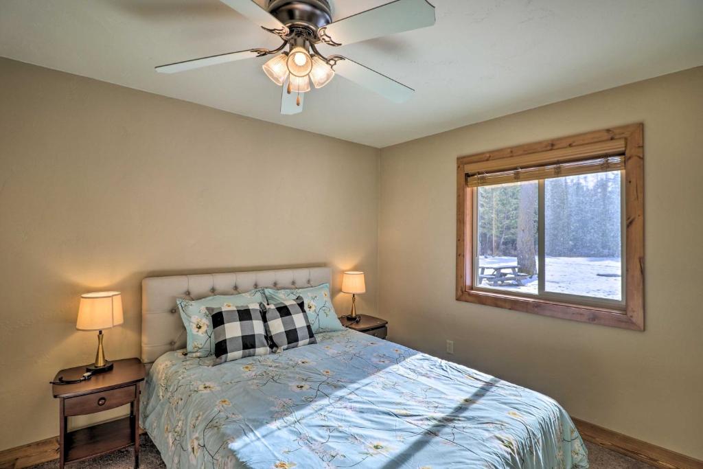 Columbia Falls Private Retreat Pool Table and Deck! - Image 7