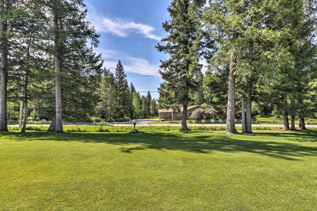 Columbia Falls Private Retreat Pool Table and Deck! - Image 6